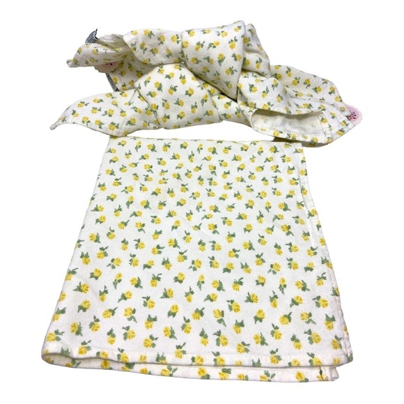 Waverly Garden Room Table Linen Yellow Flowers Lot of 11 (17 x17”) - Picture 6 of 6